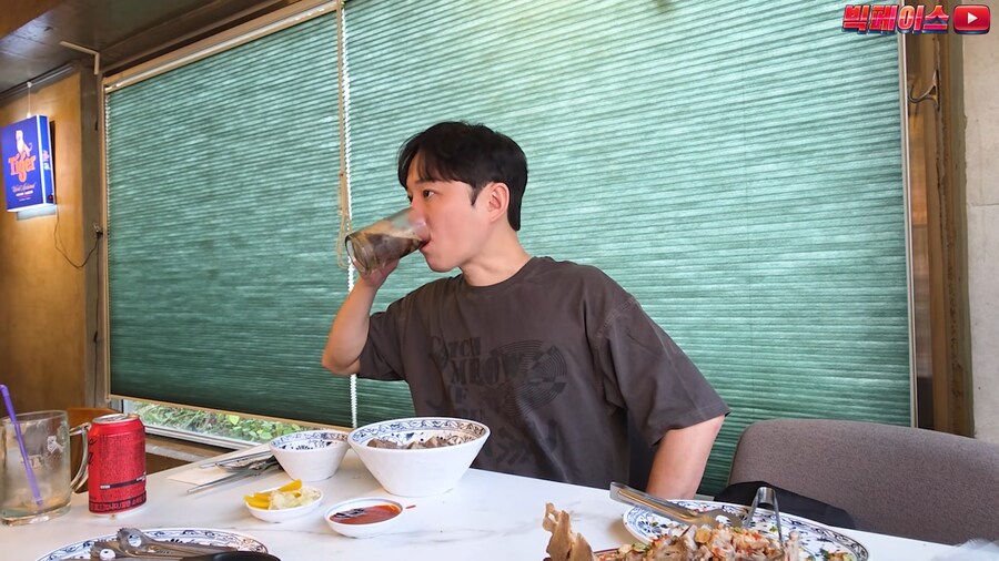 유튜브) 개쩌는 한국 영웅 근황_17.png