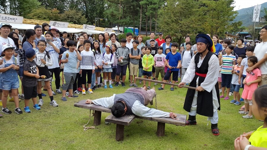 30대만 되면 한번쯤 말하게 된다는 단어_1.jpg