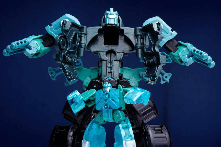 트랜스포머 에오프 마이크로너스 프라임_8.jpg