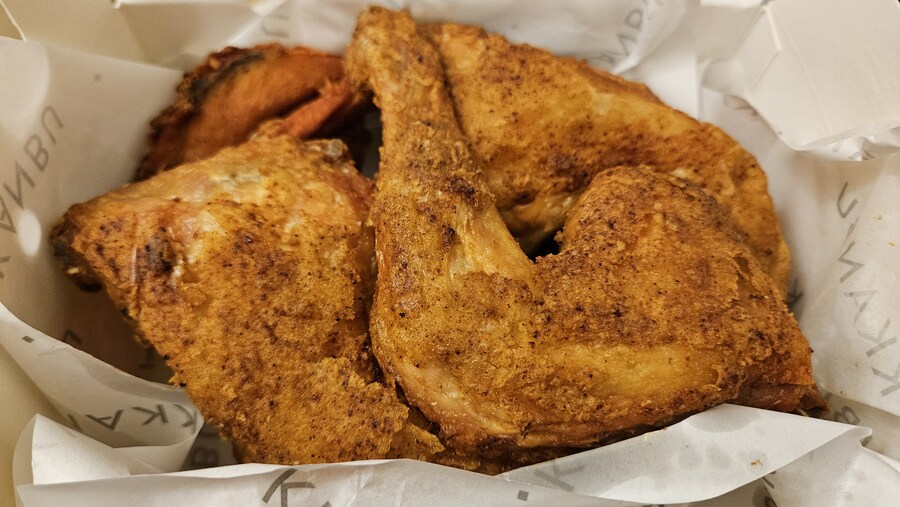 AI의 기적 빠싺빠싺한 깐부 식스팩 치킨_6.jpg