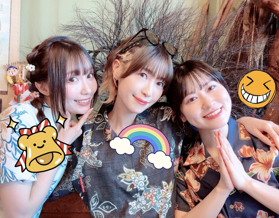 양손의 꽃 part2 (냐자매)_2.jpg