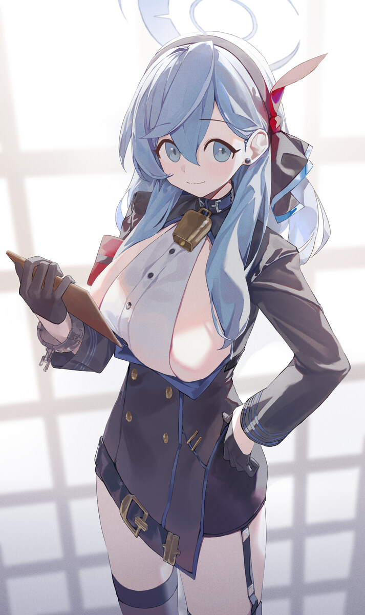 블루아카) 여센세문학) "선생님과 제가 친하다구요?"_1.jpg