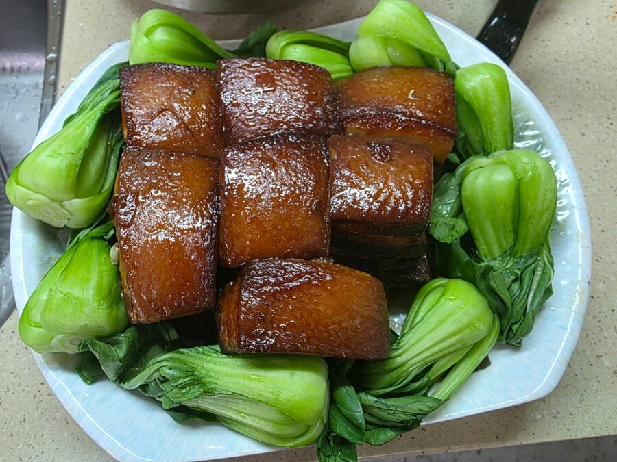 직장에서 3천원씩 걷어서 해먹는 점심 동파육_8.jpg