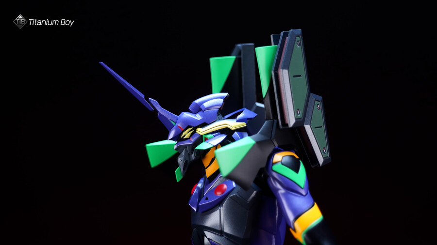 쓰리제로 에반게리온 제13호기_47.jpg