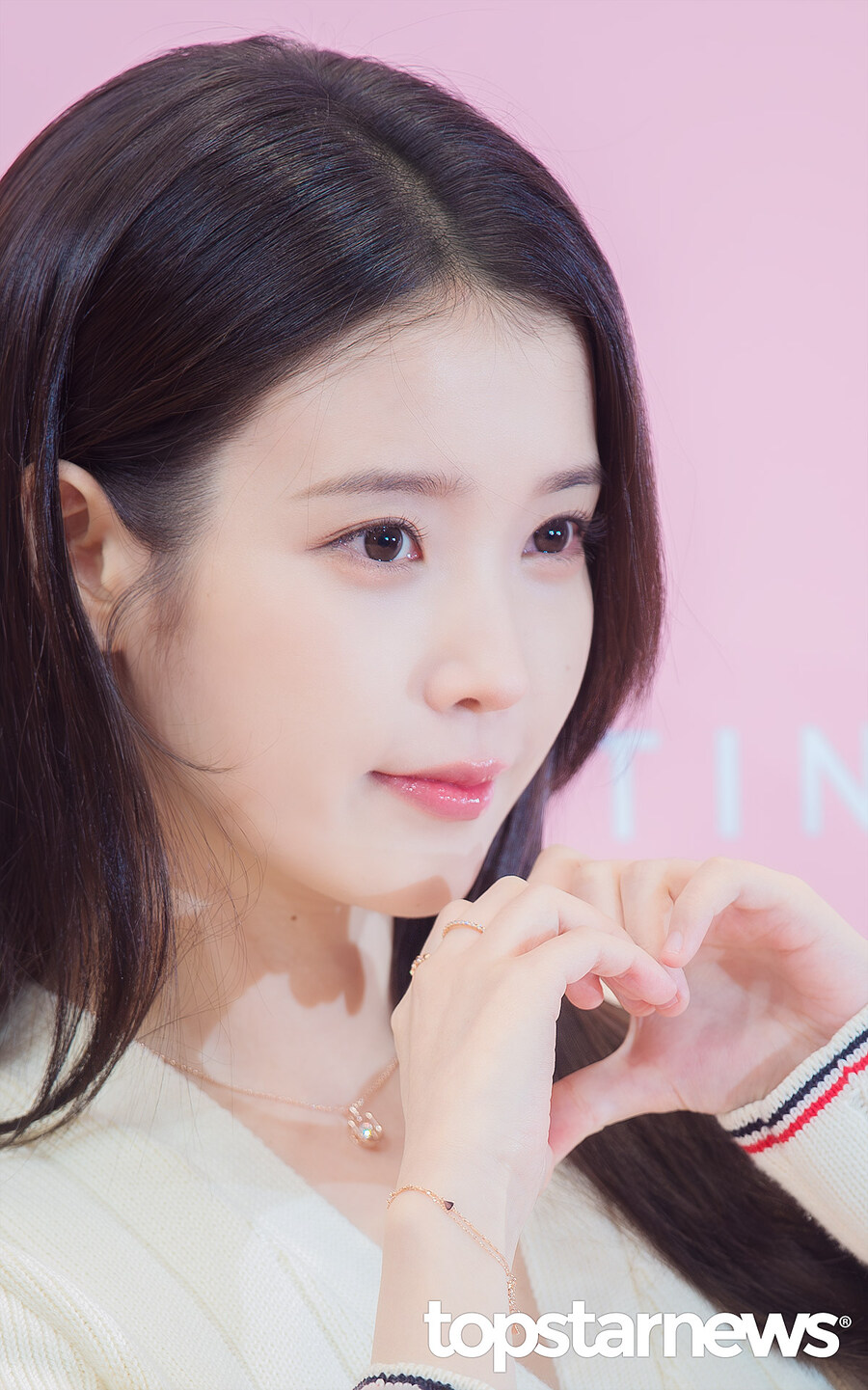 월급 루팡하며 보는 아이유_4.jpg