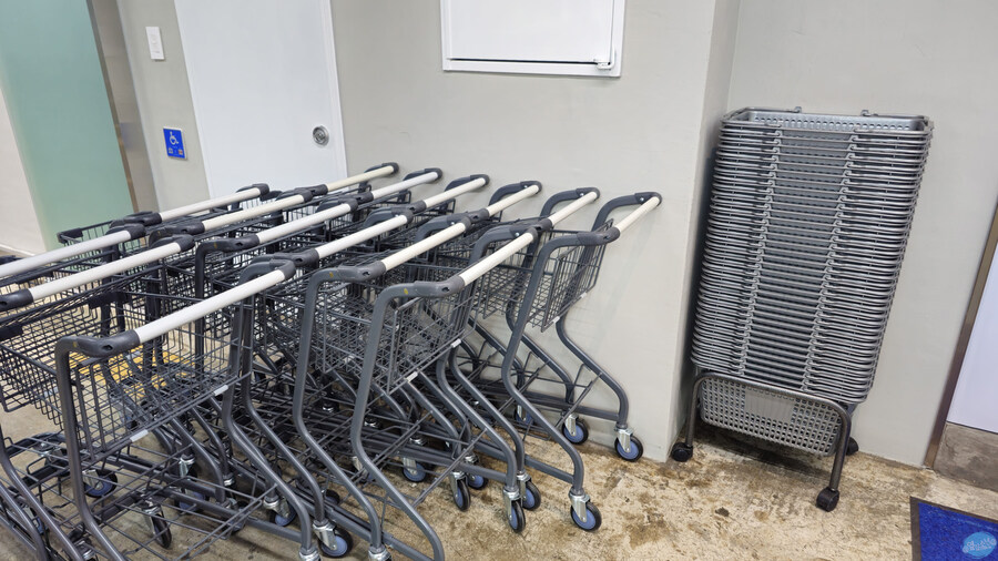 을씨년스러운 대구 동성로 탐방.._10.jpg