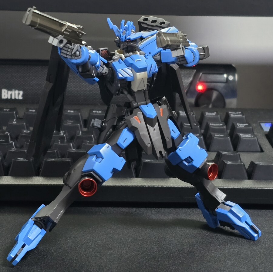 이런저런 정크파츠들로 건프라 꾸며주기_3.jpg