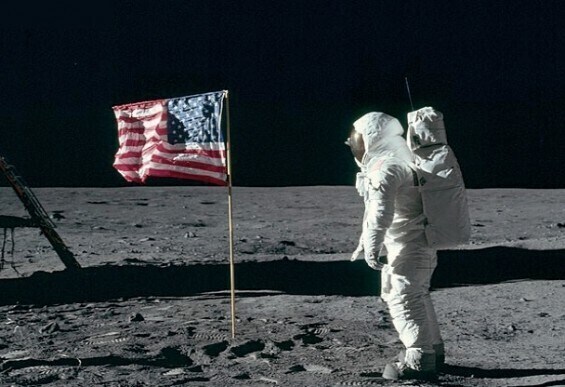 2020년이면 달로 수학여행 갈 줄 안 이유_2.jpg