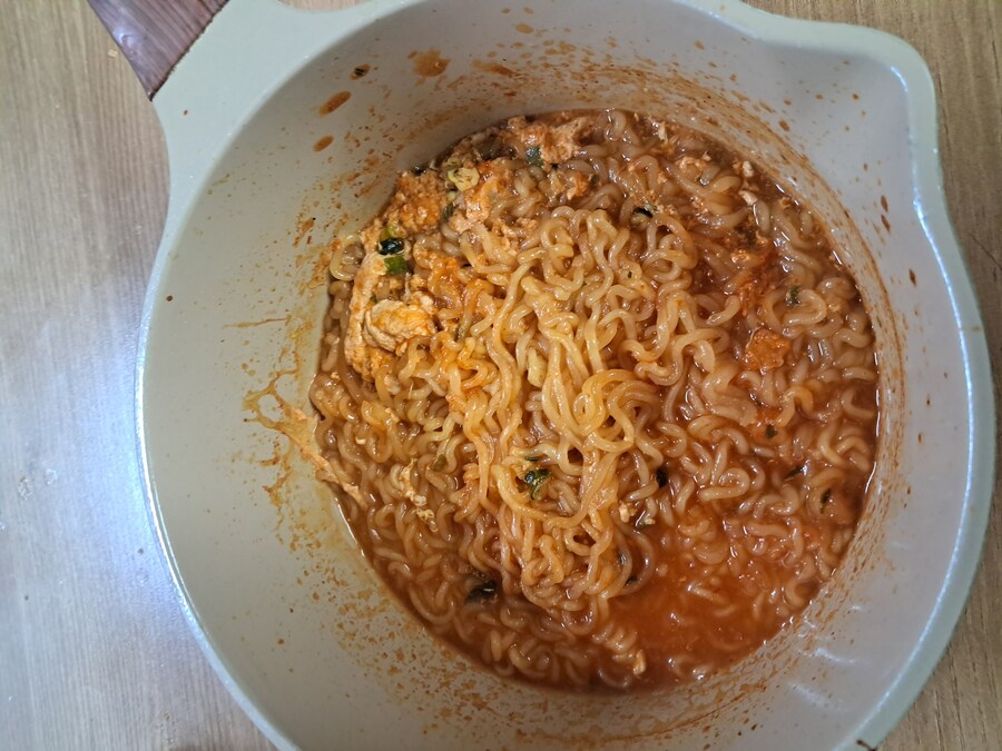 롯데마트 단독!!! 오모가리 김치찌개 라면 입니다_4.jpg