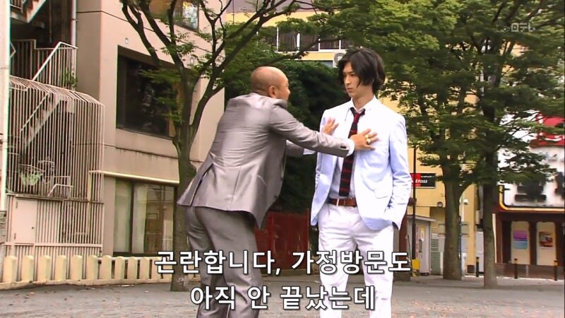 야쿠자랑 몸이 바뀌어버린 모쏠아다 야동상담소 직원_18.jpg