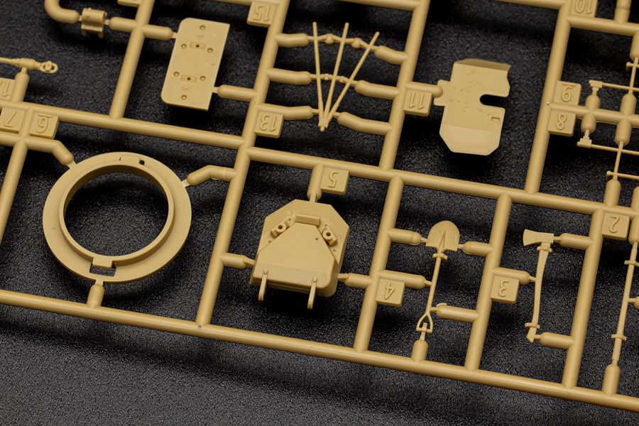 [아카데미 과학] 1/35 대한민국 육군 K808 차륜형 장갑차 샘플 런너 사진_11.png