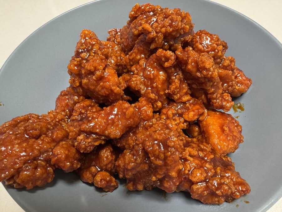 노브랜드 매콤달콤 닭강정~~~_3.jpg