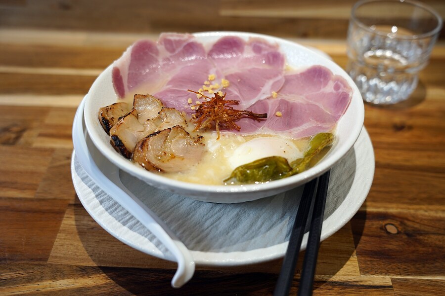 마치 꽃이 핀 토리파이탄_1.jpg