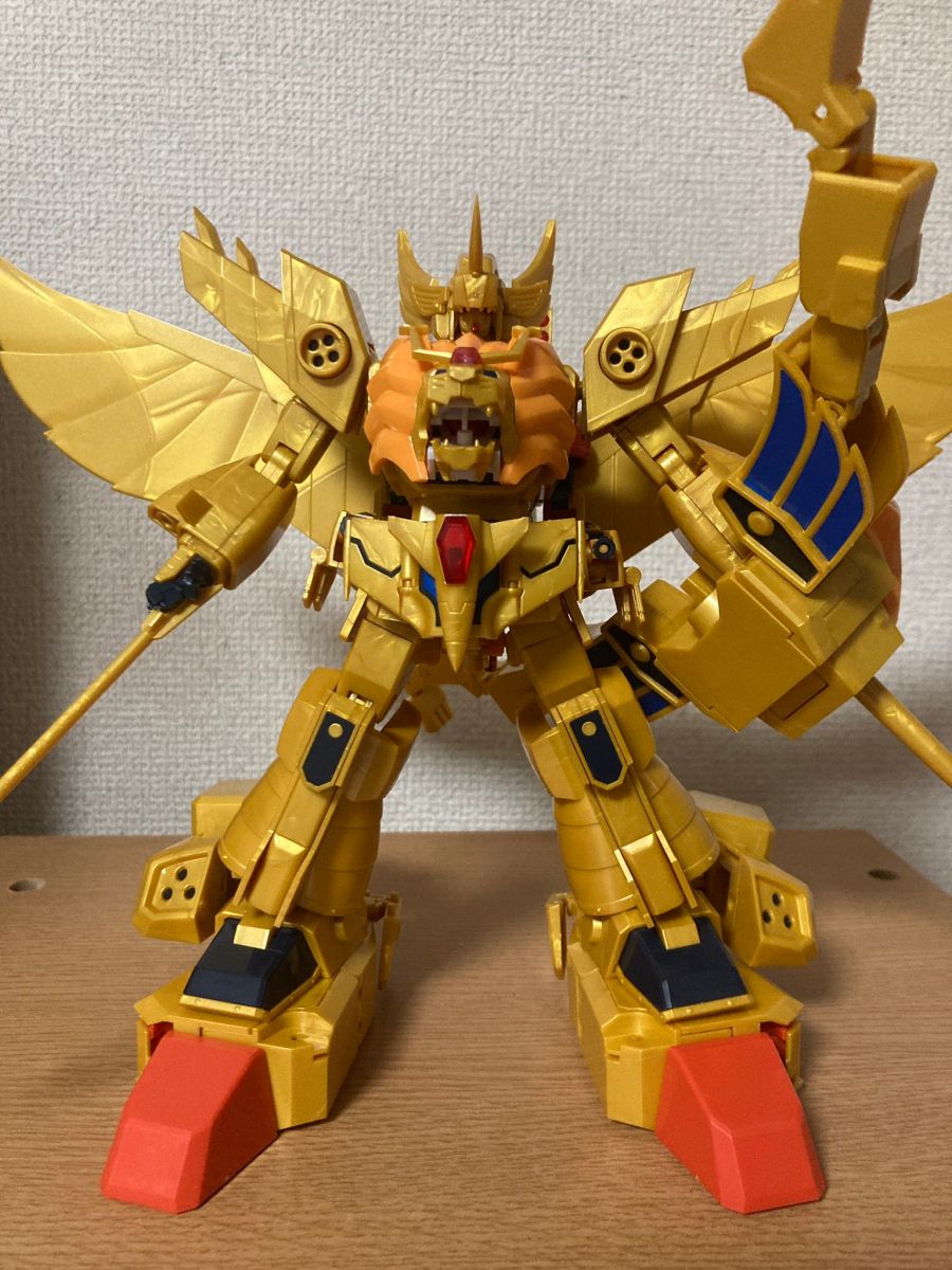 SMP 레온 카이저 & 그레이트 골드란 변형 / 합체 영상 + 가조립 사진_3.jpg