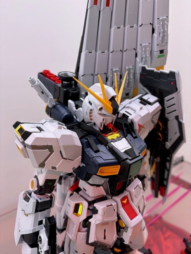 PG 언리쉬드 뉴 건담 키즈 랜드 전시 사진_3.jpg