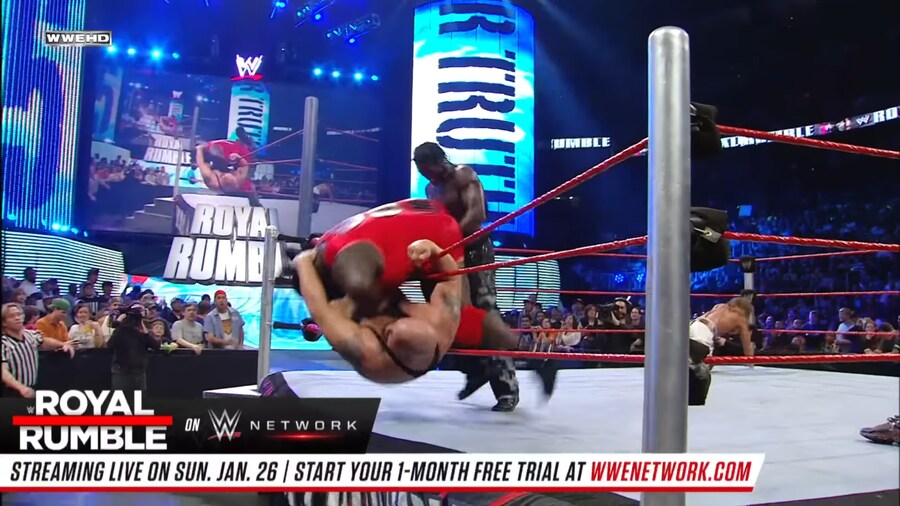 WWE) 의외로 로얄럼블 희귀 이력 보유자_1.jpg