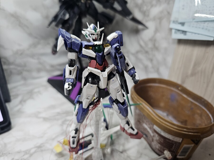 RG 더블오 퀀터 풀세이버 타마시 컬러 도색_1.jpg