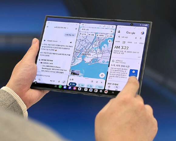 갤럭시 Z 트라이폴드 실물 사진 모음_3.jpg