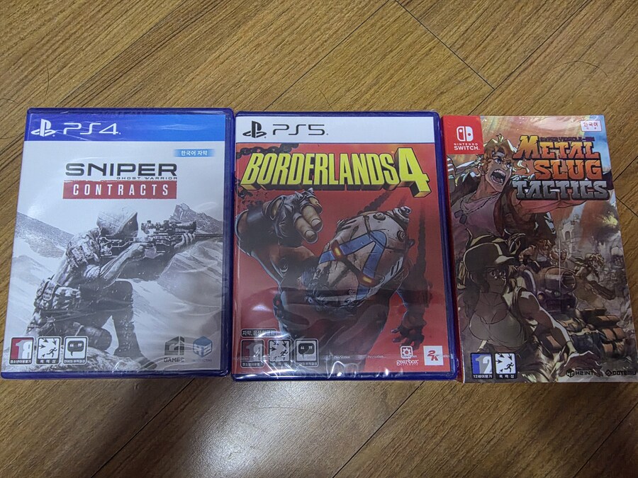 겜 타이틀 2개샀는데 3개옴._1.jpg
