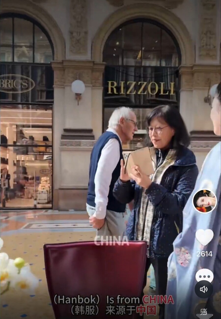 이탈리아에서 한국인이냐라는 소리듣고 긁힌 중국인_4.jpg