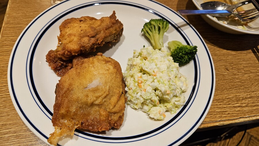 [일본]KFC를 무한으로 즐겨요 오사카 KFC 뷔페_32.jpg