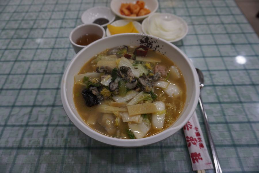 굴짬뽕 한 그릇 하고 왔습니다._3.jpg