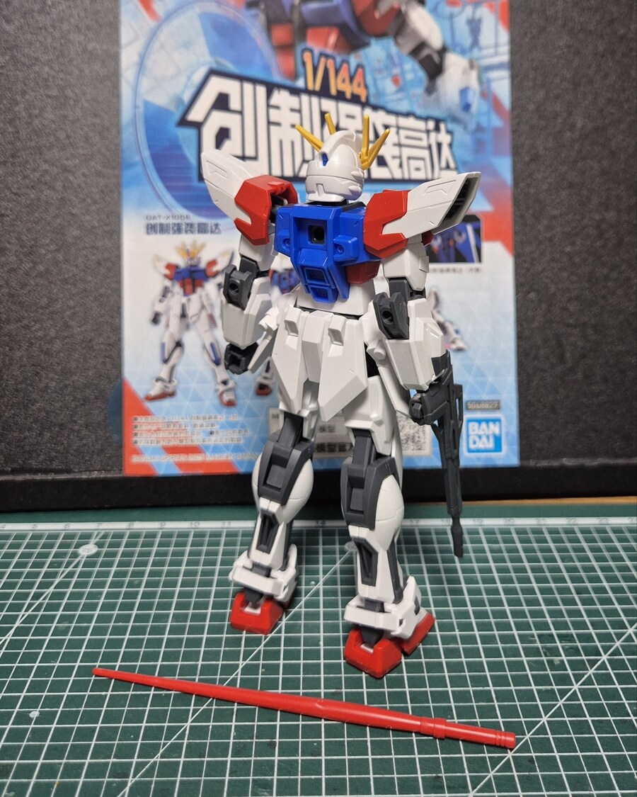 이번주 발매 예정인 무등급 1/144 빌드 스트라이크 입니다_2.jpg