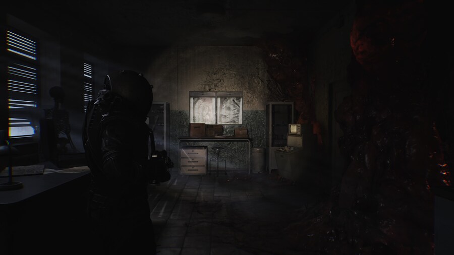 Cronos_ The New Dawn_4.jpg