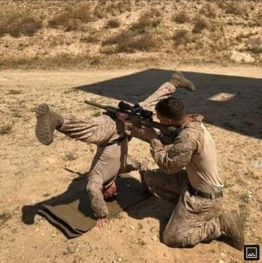 " 그래.. 동료를 위해 이깟 고통 다 감내해주겠어 ❤️🧡💛💚💙💜 "_1.jpg