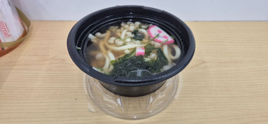 GS25에서 혜자로운 튀김우동을 먹어봤습니다._6.jpg