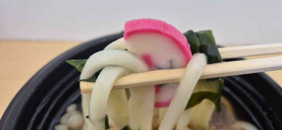 GS25에서 혜자로운 튀김우동을 먹어봤습니다._7.jpg