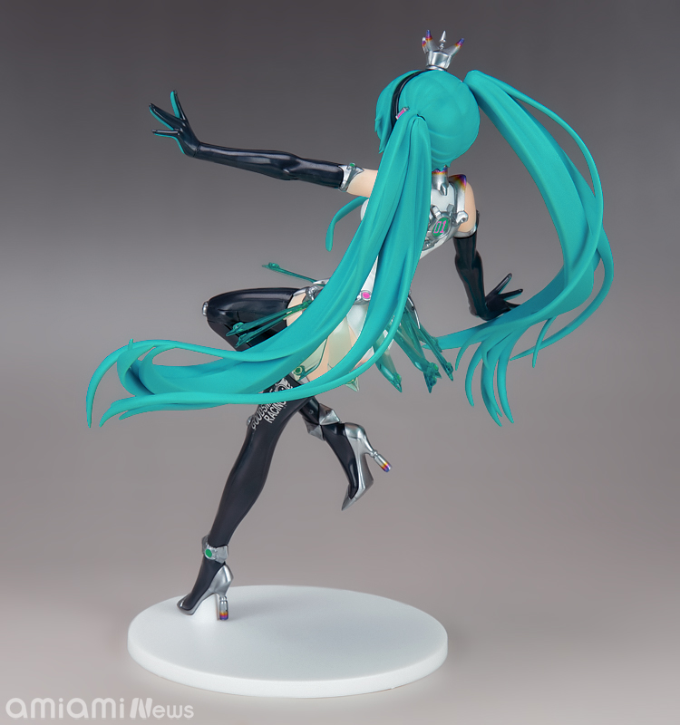 [굿 스마일] Reincarnation 레이싱 미쿠 2013 Ver 샘플 사진_6.jpg