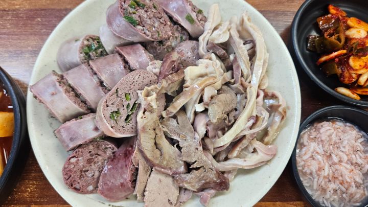 논산 100년넘게 4대째 영업중인 진짜 피순대!_7.jpg