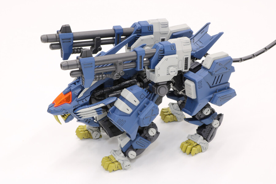 [타카라토미] RMZ 1/100 블레이드 라이거 판처 기획 담당자 인터뷰_6.jpg