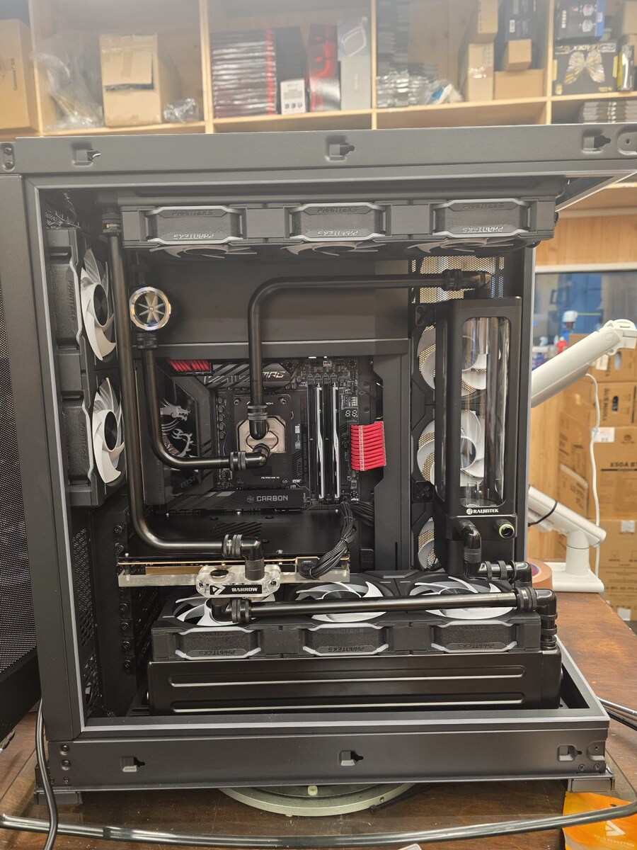 조립컴 완성이 되었는데 , 스팀 게임 추천해주실분??_2.jpg