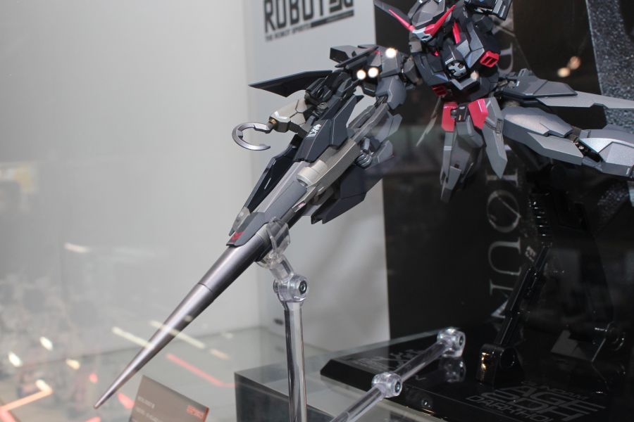 [반다이] 메탈 로봇혼 건담 AGE-2 다크 하운드 다각도 전시 사진_6.jpg