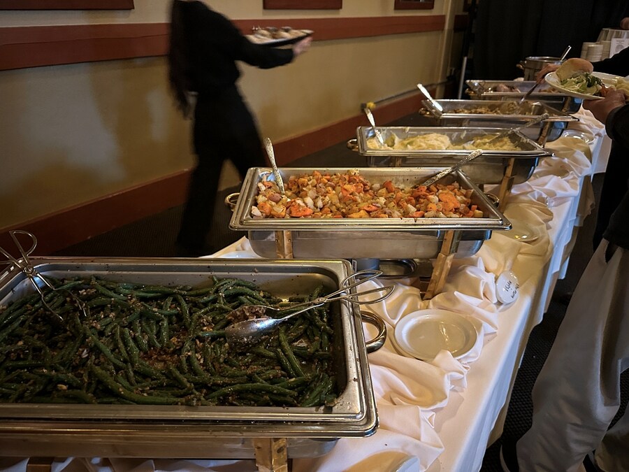 2025년 올해의 추수감사절 식사_3.jpg