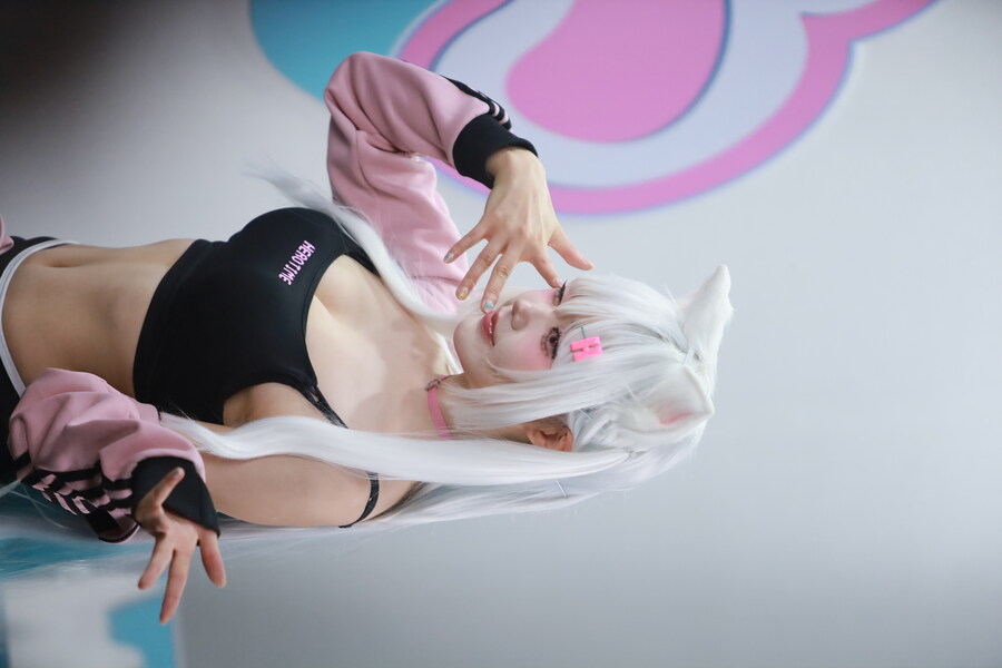 AGF)공식부스 코스어분들 사진찍은것들_11.jpg