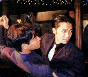 남자끼리 춤추면 어떤 기분이냐는 질문의 답_2.jpg