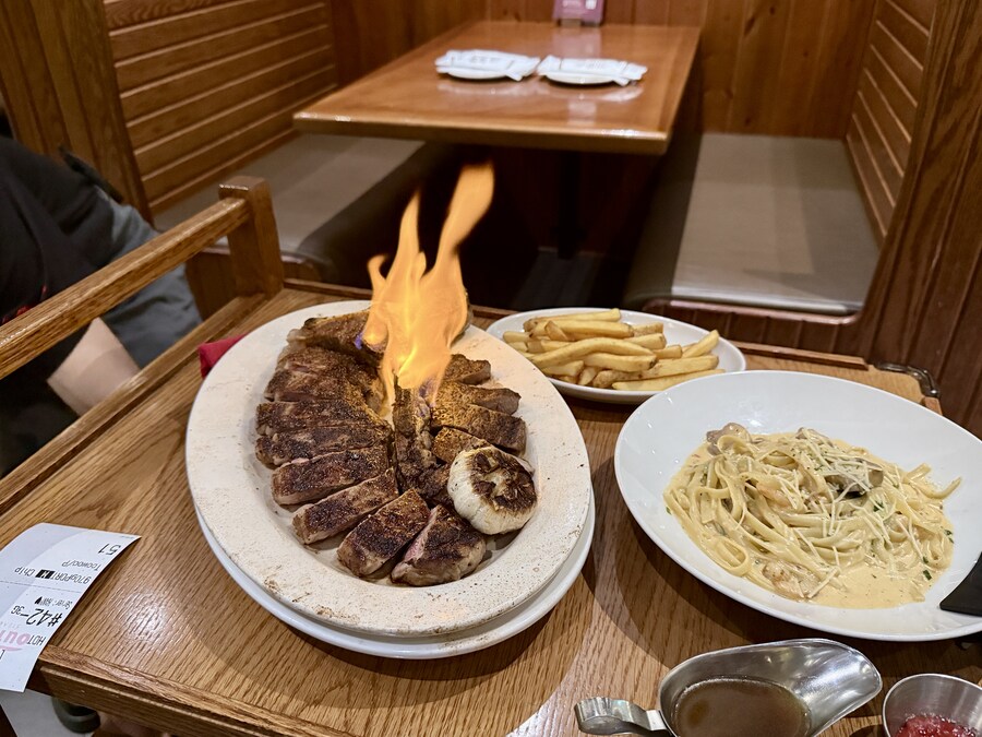 아들 생일 아웃백_4.jpg