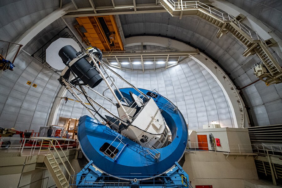 우주 팽창시키는 암흑 에너지가 약해지고 있다_2.png