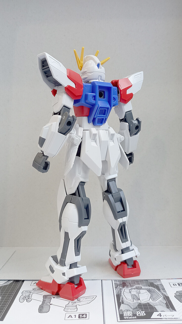 무등급 1/144 빌드 스트라이크 건담_2.jpg