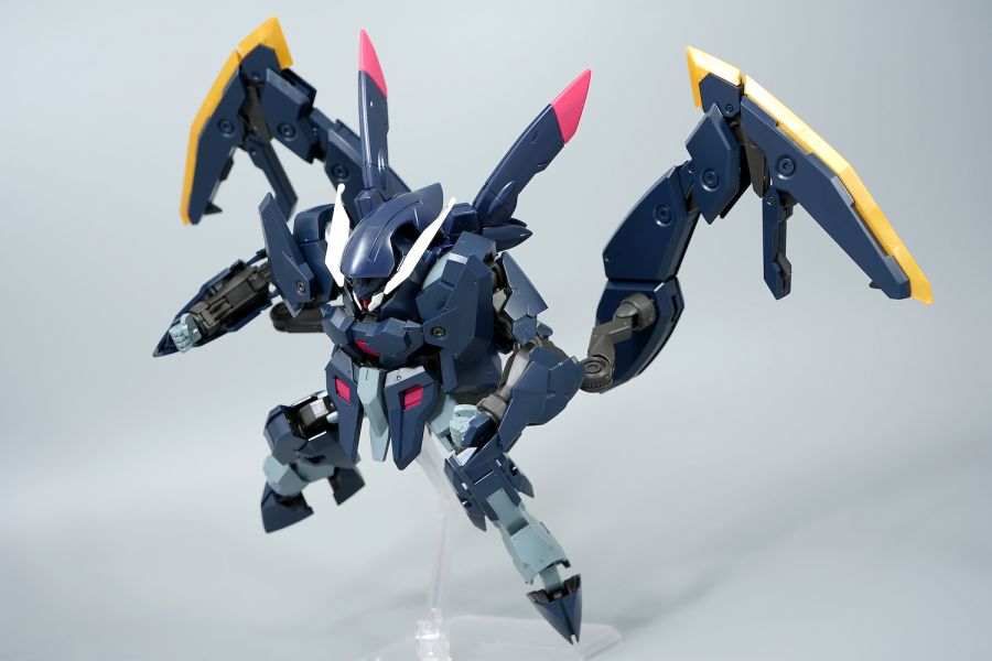 HG IBO 1/144 건담 자간 조합 사진_4.jpg