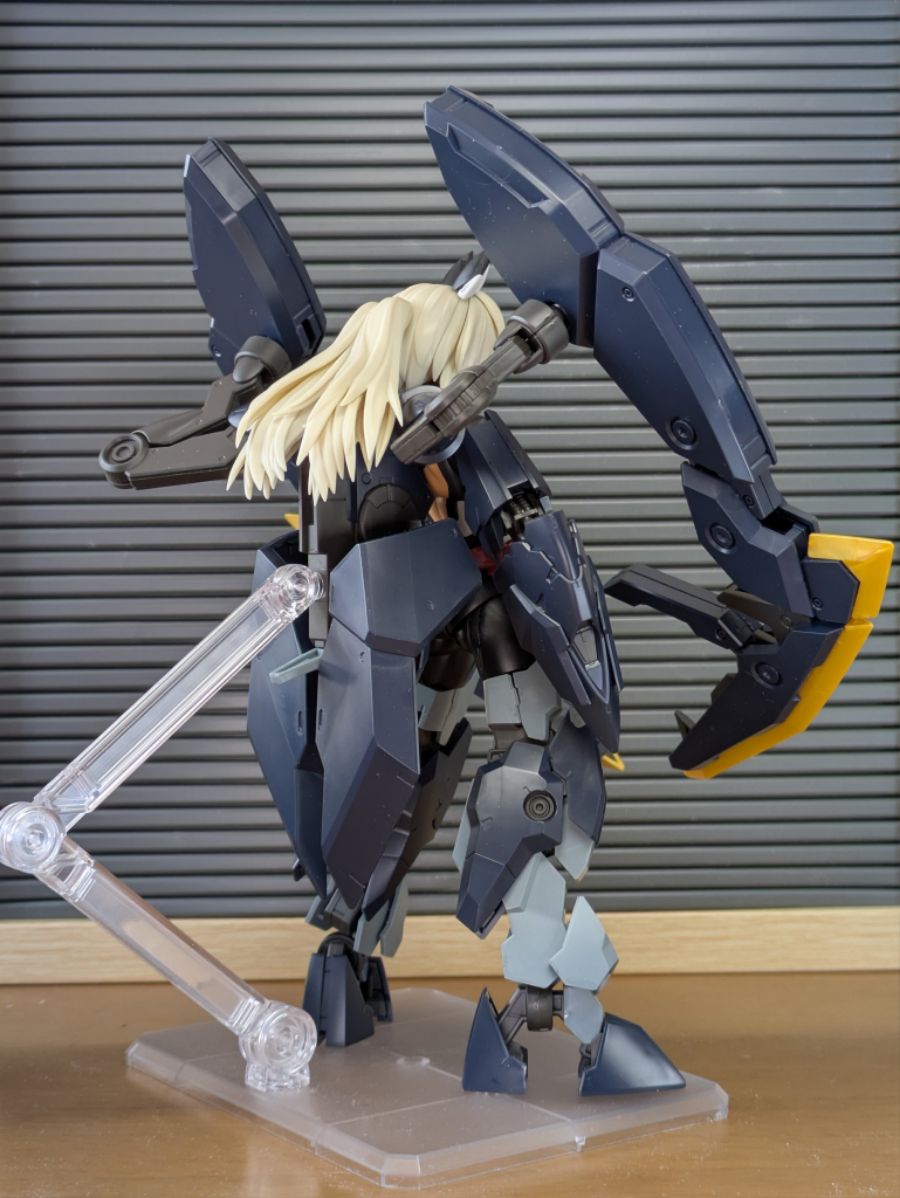 HG IBO 1/144 건담 자간 조합 사진_11.jpg