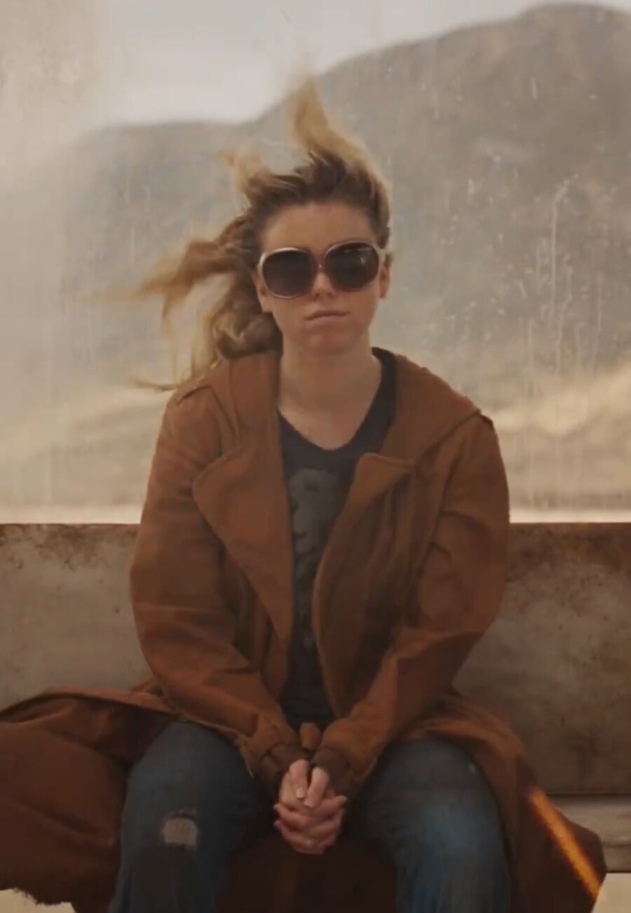 '슈퍼걸" 티저 트레일러 & 로고_2.jpg