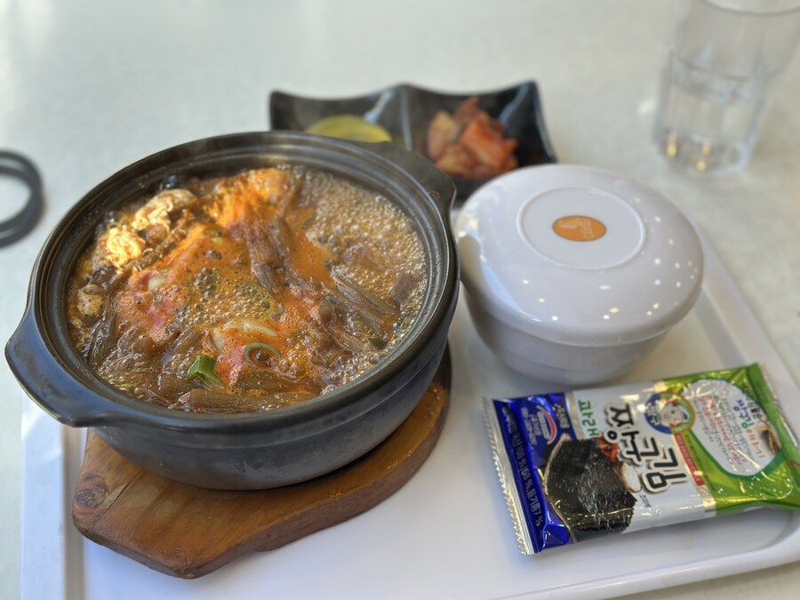 점심은 만두육개장_1.jpg