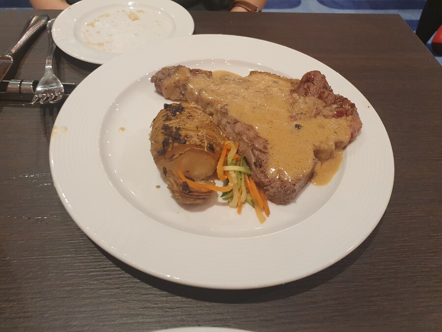 크루즈 여행 3박 동안 먹은 것들(스압)_15.jpg