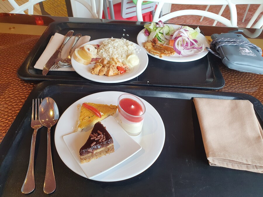 크루즈 여행 3박 동안 먹은 것들(스압)_19.jpg