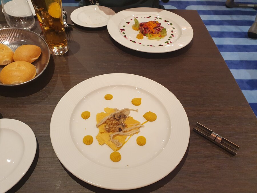 크루즈 여행 3박 동안 먹은 것들(스압)_21.jpg