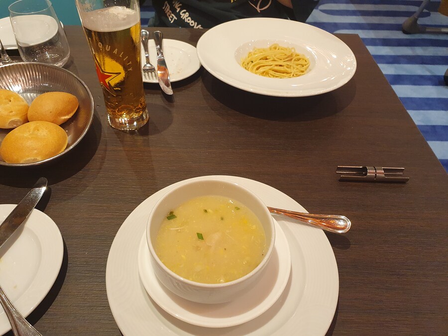 크루즈 여행 3박 동안 먹은 것들(스압)_22.jpg